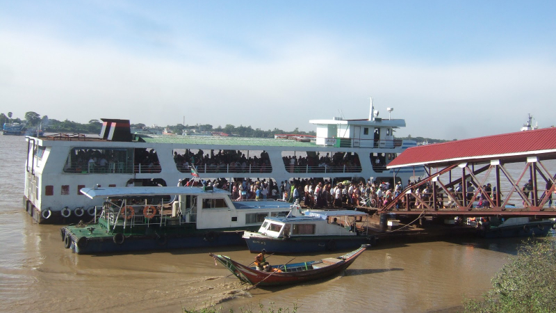 Ferry to Town Of Dhala