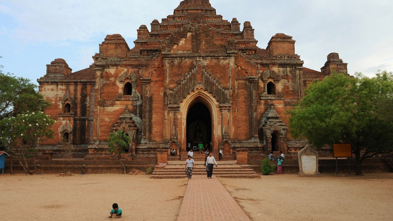 Dhamanyangyi Temple