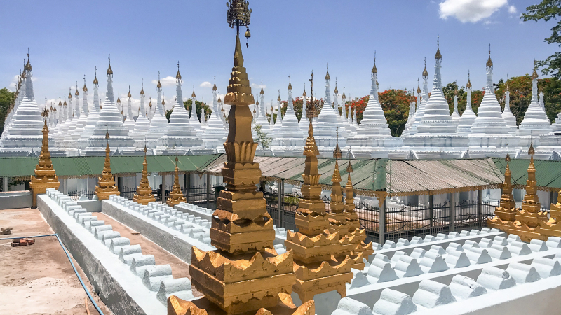 Kuthodaw Pagoda 