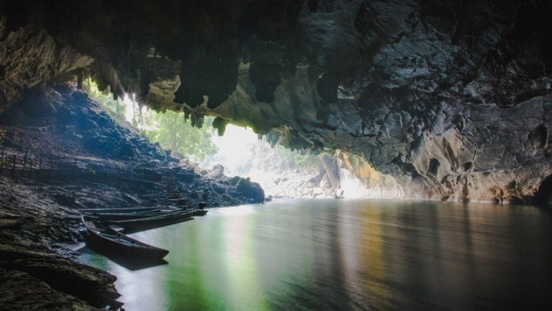 Tham Hok Cave