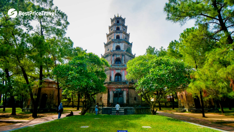 Day 12 Begin With A Visit To Thien Mu Pagoda