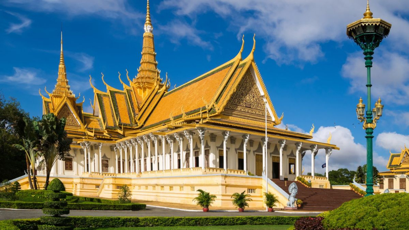 Day 12 Visit The Royal Palace In Phnom Penh