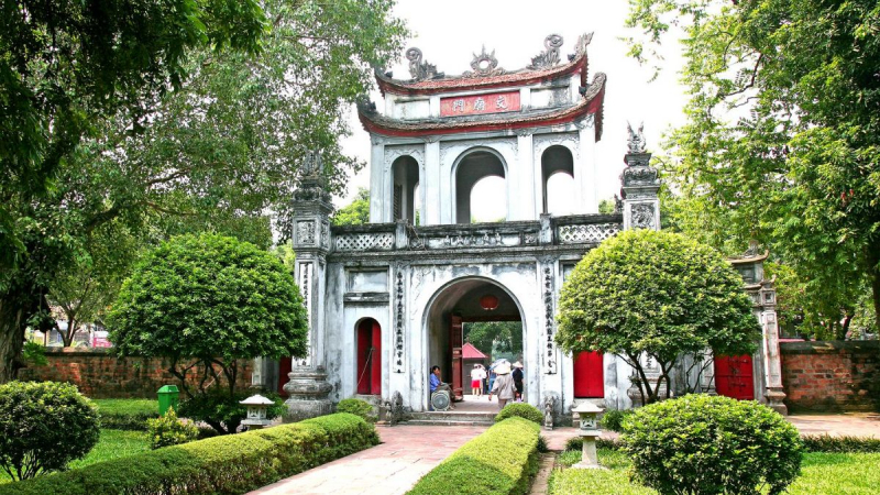 Day 2 Vietnam's Earliest University The Temple Of Literature