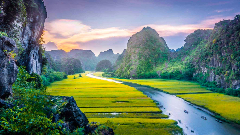 Day 4 A Magnificent View In Ninh Binh