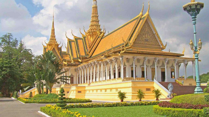 A Glorious Pagoda In Phnom Penh