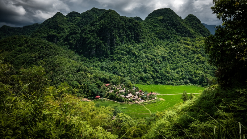 Captivate Mai Chau Valley Surrounded By Nature