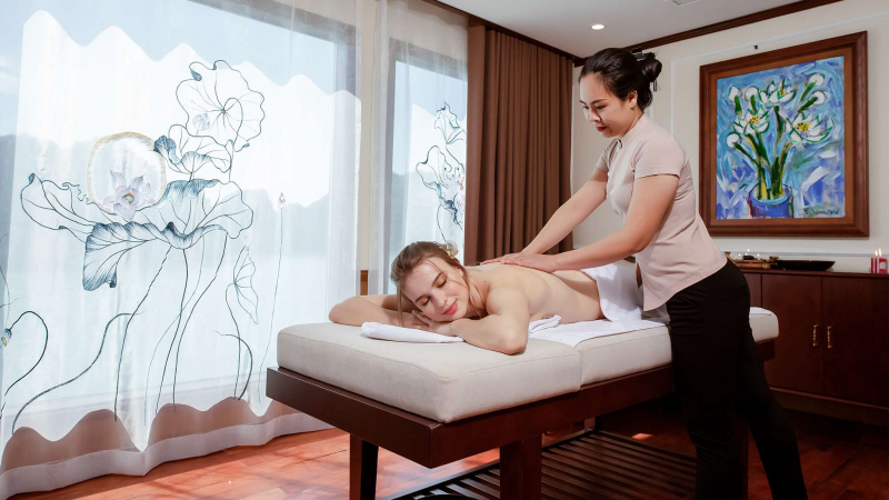Recharge yourself by Spa treatment