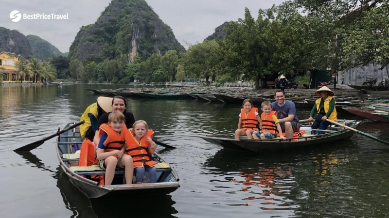Experience The Unique Moment On The Sampan Boat
