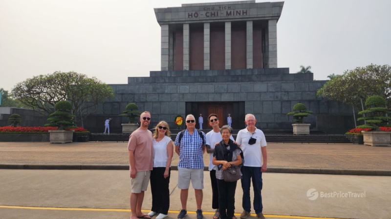 Day 2 Pay A Visit At Ho Chi Minh President Mausoleum