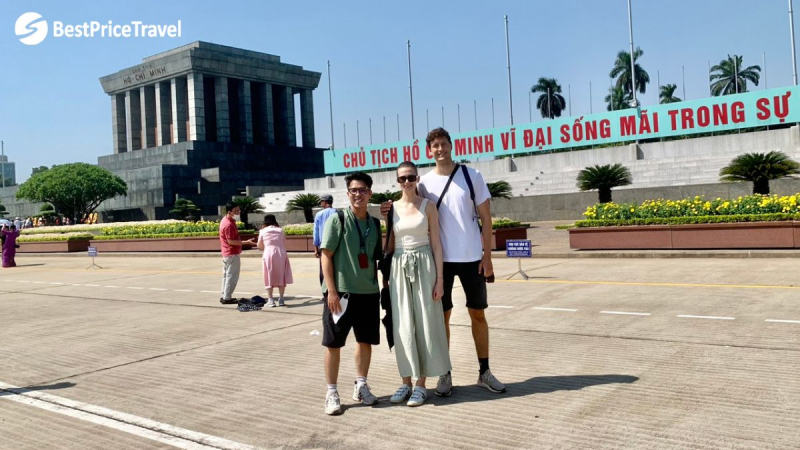 Day 2 Visit Ho Chi Minh Mausoleum During The City Tour