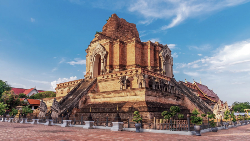 Day 4 The Magnificent Wat Chedi Luan With Ancient Design