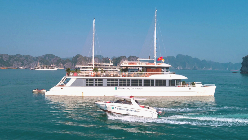 Enjoy Excellent Halong Day Cruise