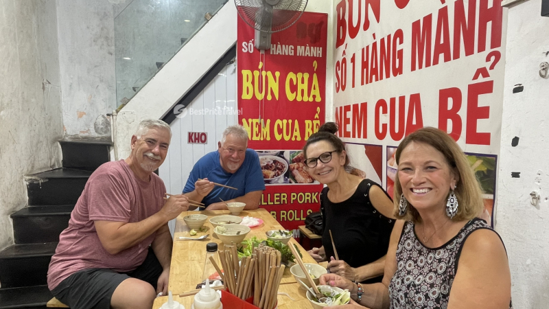 Day 1 Happy With Street Food In Hanoi
