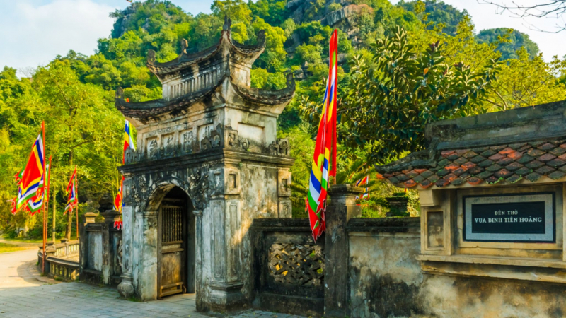 Day 12 Learn About The History At Hoa Lu, The Ancient Capital Of Vietnam