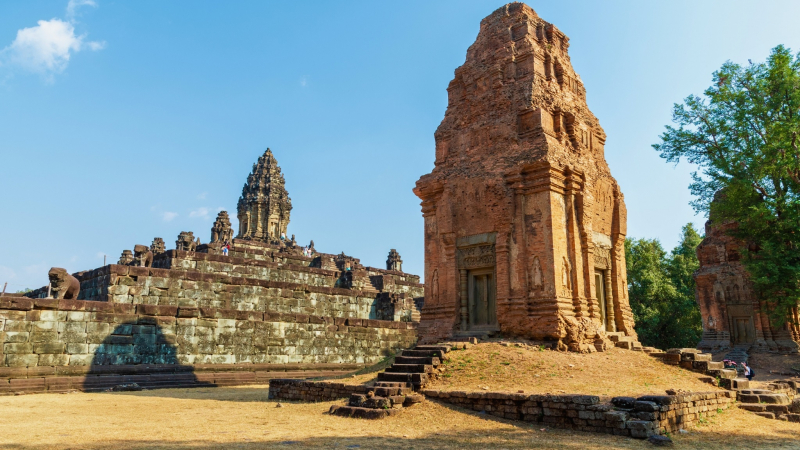 Bakong Temple The First Khmer Temple Mountain Of Sandstone In Cambodia