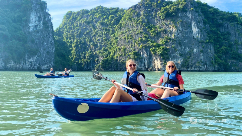 Kayaking to the natural Luon Cave