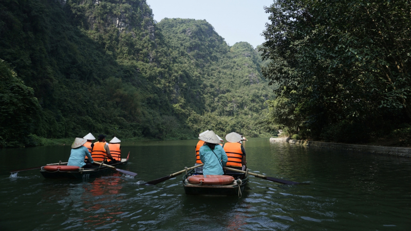 Day 3 Take A Boat Trip With Your Beloved To Explore Ninh Binh
