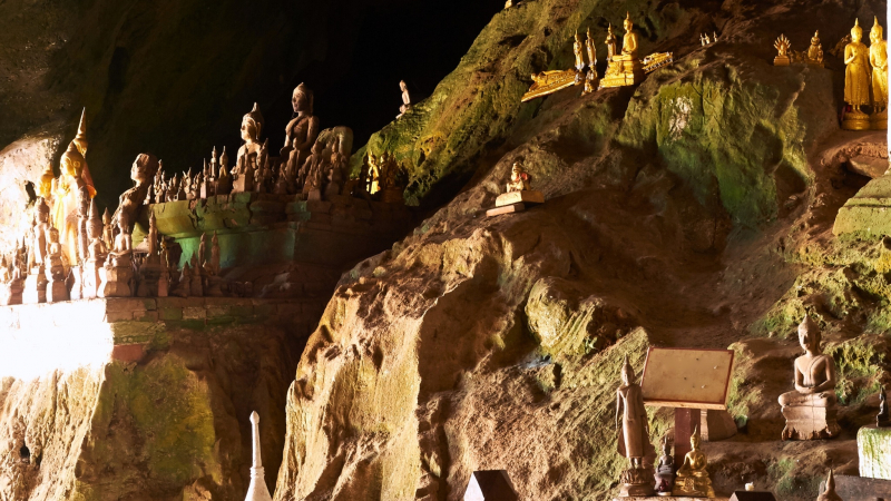 Day 3 Pay A Visit To Thousands Of Buddha Statues In Pak Ou Cave