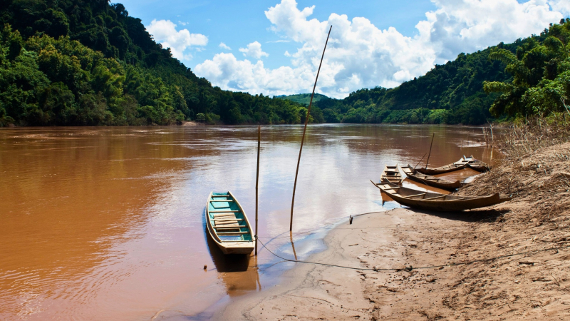 Explore Lao's Daily Life Along The Nam Ou River