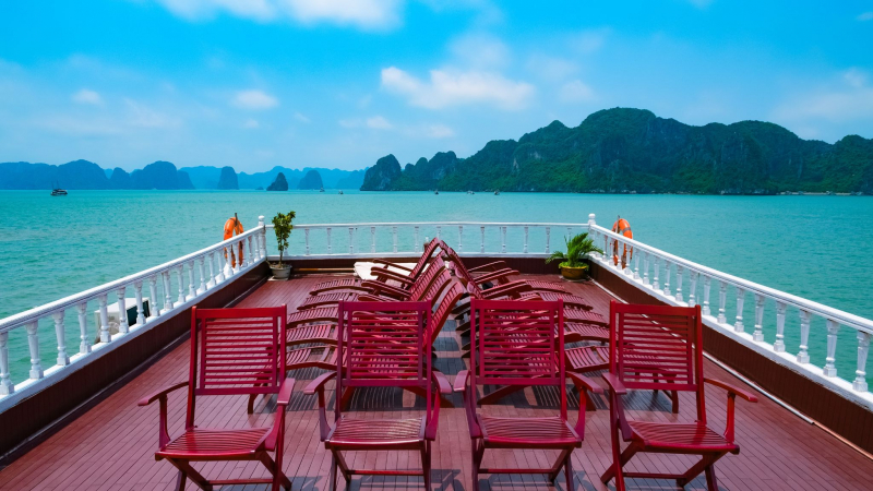 Day 10 Start Your Overnight Experience On Cruise In Halong Bay