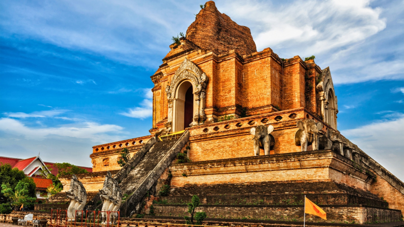 Day 4 Wat Chedi Luang A Temple Ruin With More Than 600 Years Old
