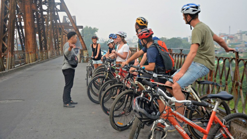 Hanoi Half Day City Tour On Bike