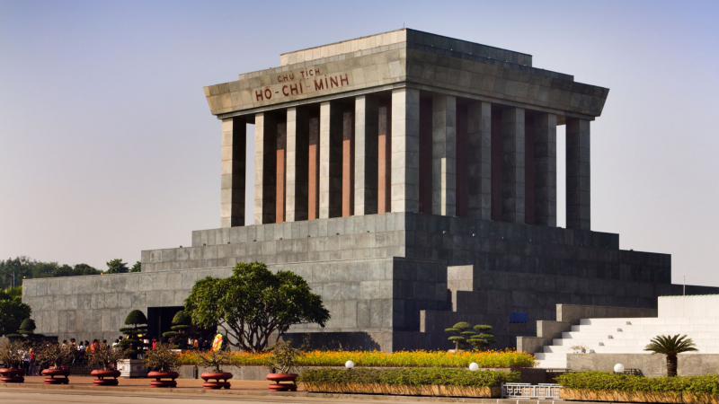 Visit Ho Chi Minh Mausoleum The Resting Place Of Vietnam's Greatest Leader