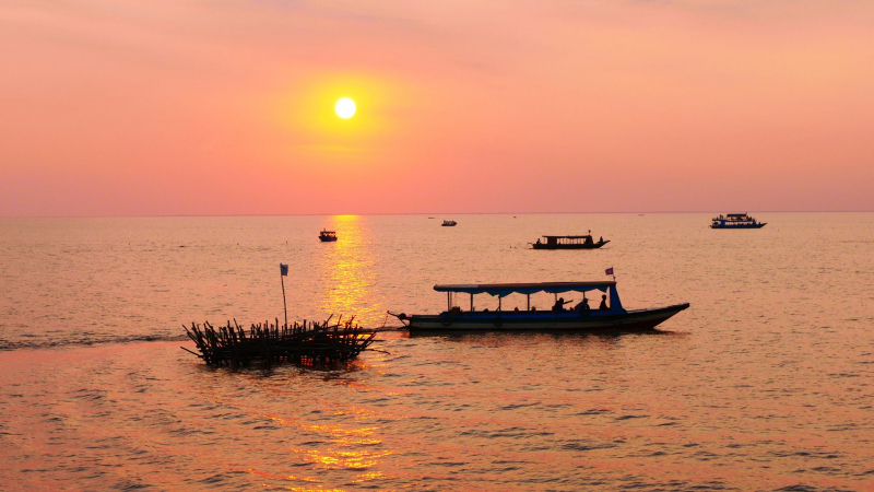 Embark On An Amazing Boat Trip On Tonle Sap Lake