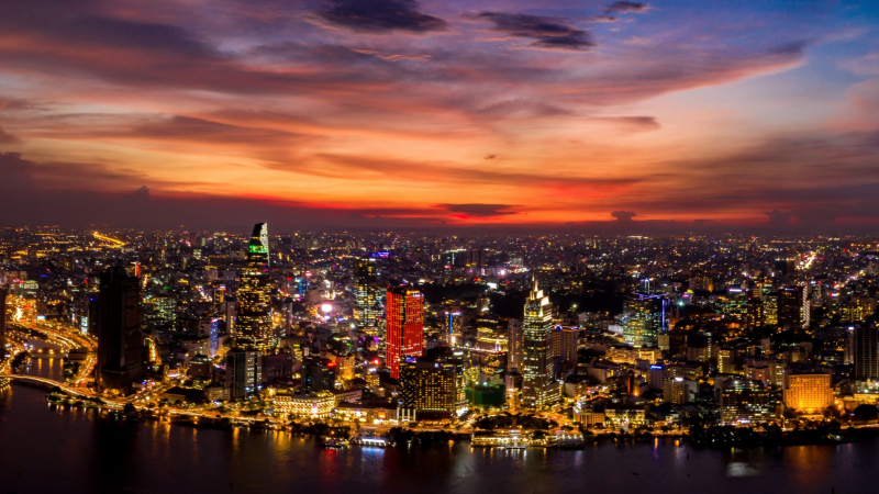 Immerse Yourself In The Night Atmosphere Of Saigon