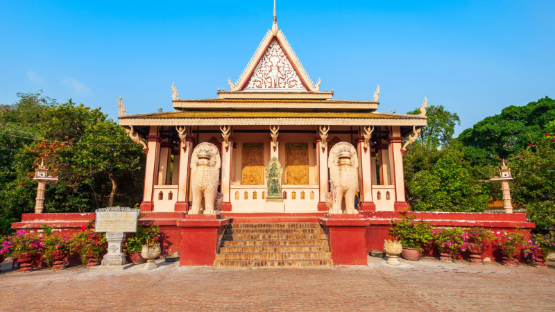 Day 5 Explore Wat Phnom