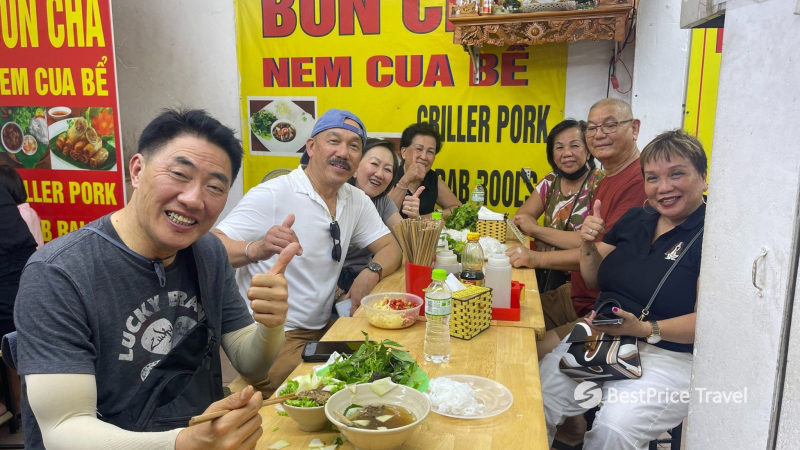 Day 1 Explore Vietnamese Cuisine In Hanoi Foodie Tour (1)