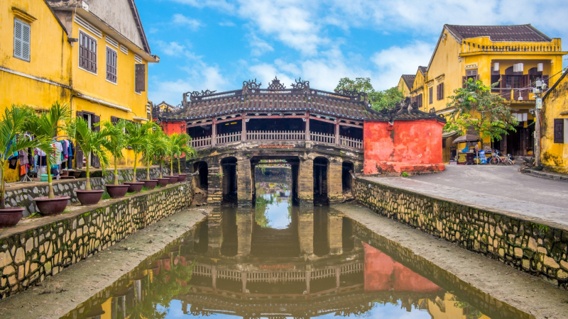 Day 8 Japanese Covered Bridge A Must Go Attraction In Hoi An