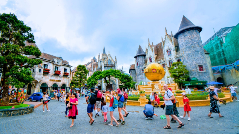 Immerse In The Vibrant Atmosphere Of Ba Na Hills