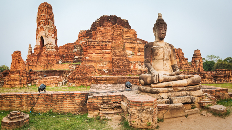 Day 19 Beautiful Ruins Of Wat Mahathat
