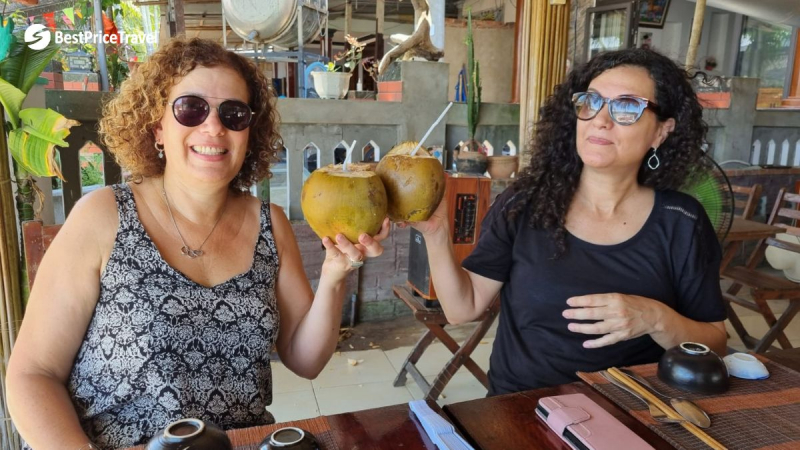 Day 4 Enjoy Coconut Water In Hoi An