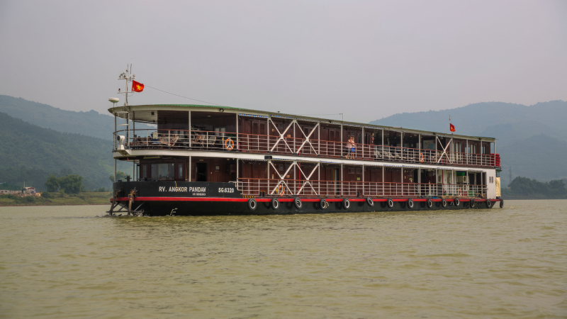 Pandaw Cruise Upstream 5 days: Phnom Penh - Siem Reap