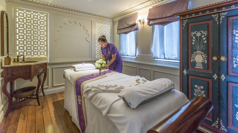Relax With Spa Treatment Onboard