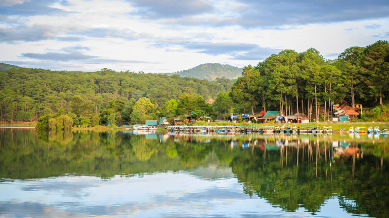 The Tranquil Scenery Of Tuyen Lam Lake