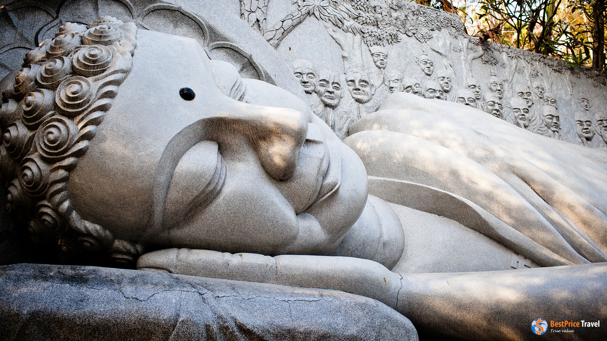 Recling Buddha Long Son