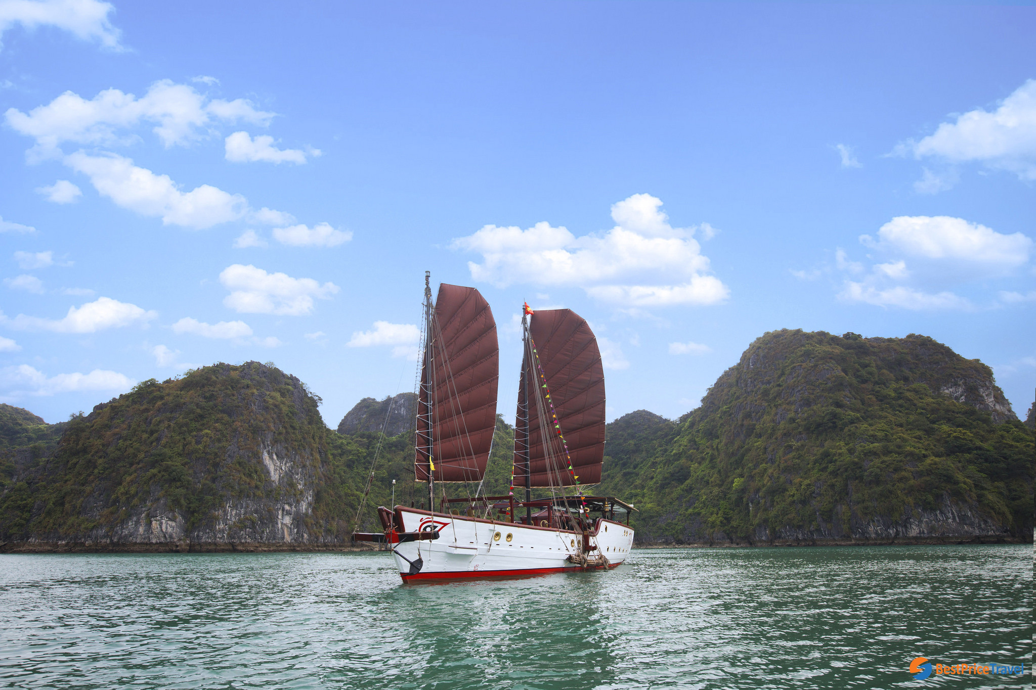 Nang Tien day cruise 8 hours