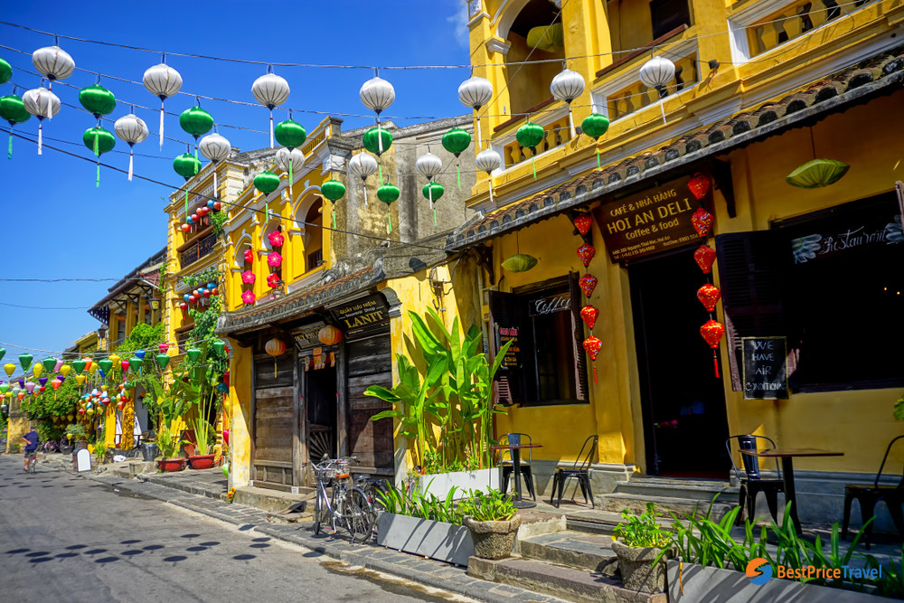 The Street View Of Hoi An