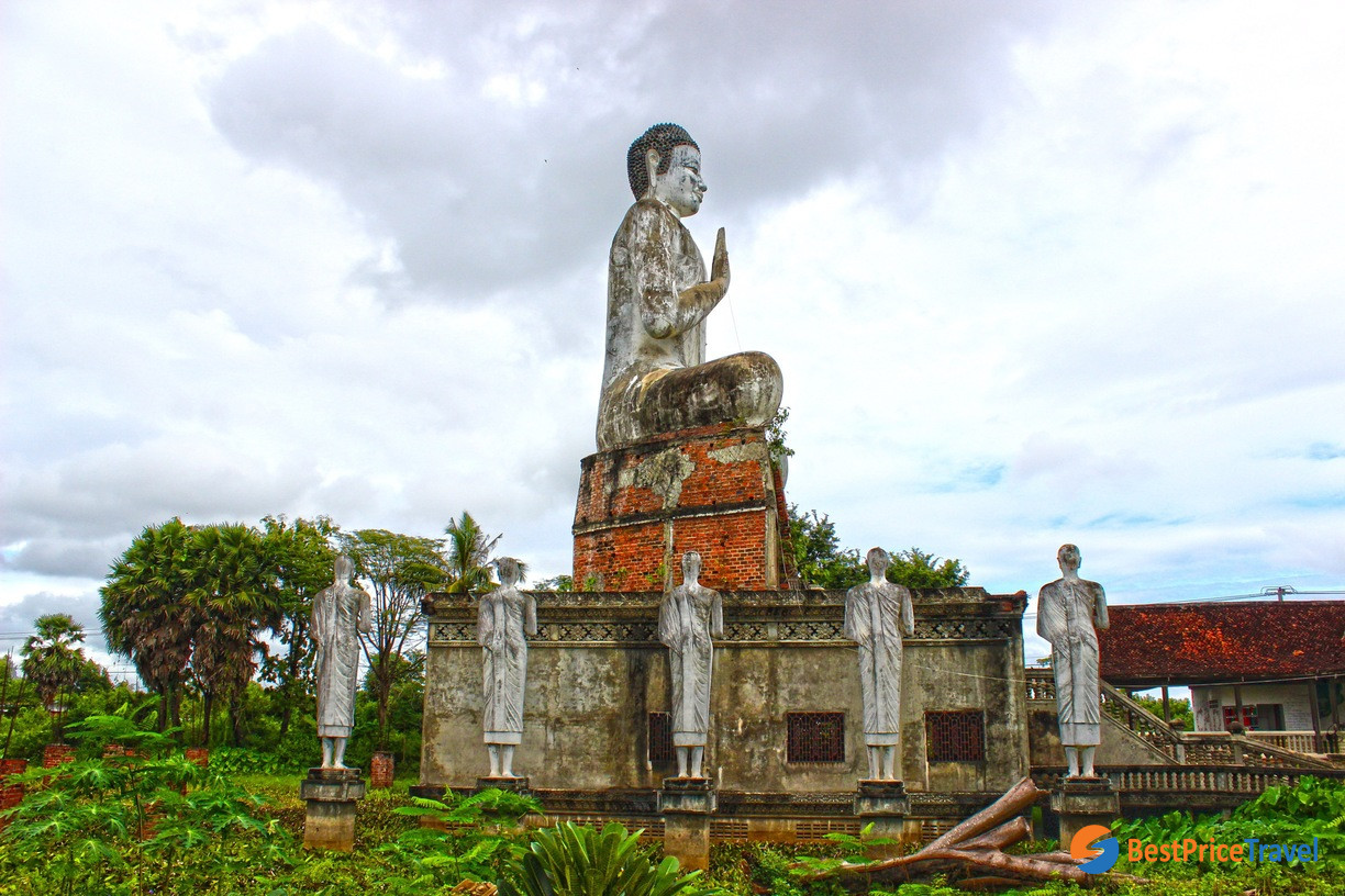 Ek Phnom temple
