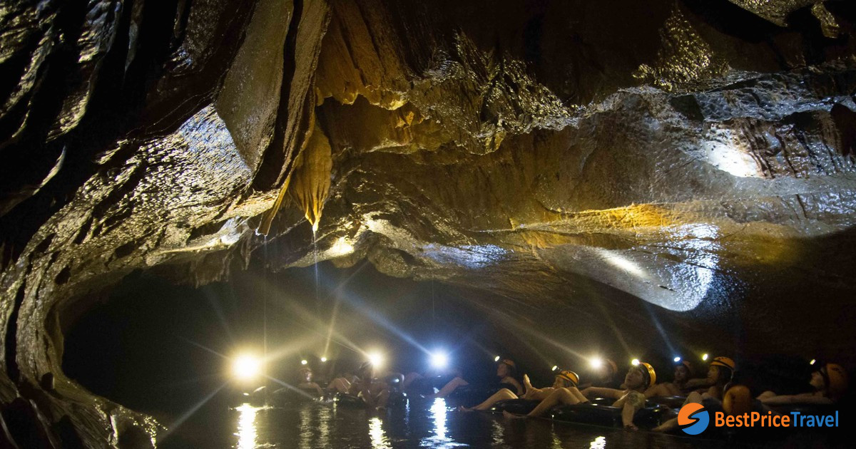 Tham Nam (Water cave)