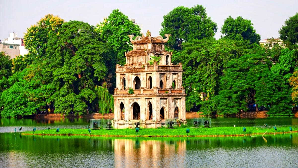 Explore the beauty of Hanoi