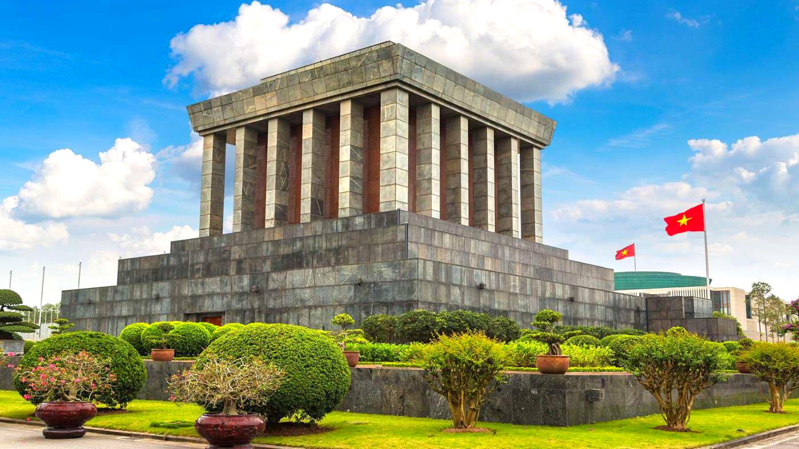 Stately Designed Ho Chi Minh Mausoleum