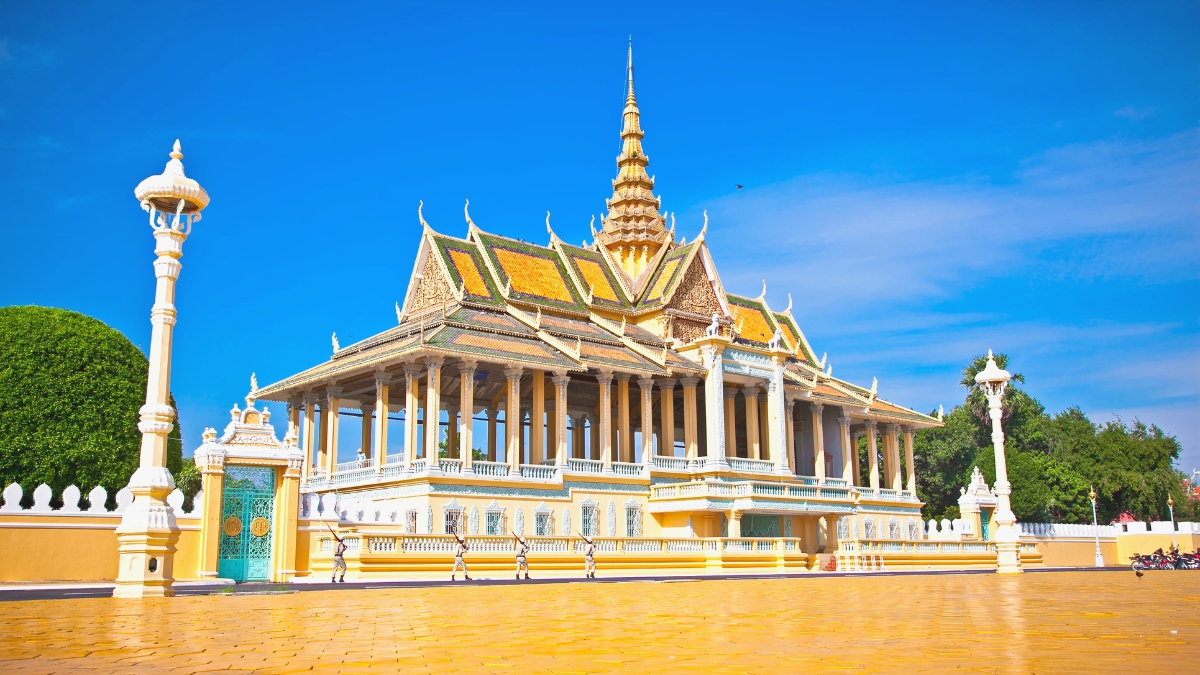 Gorgeous Golden Royal Palace
