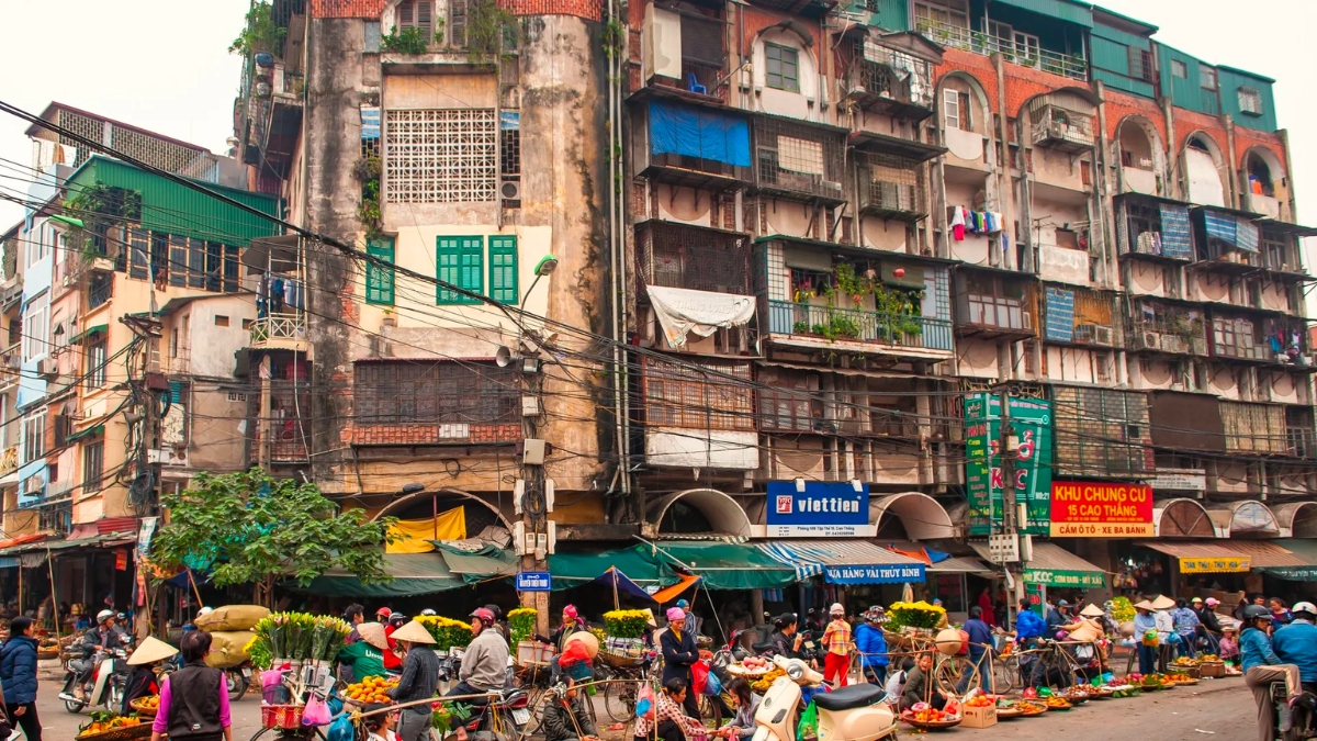Day 4 Bustling Hanoi Old Quarter