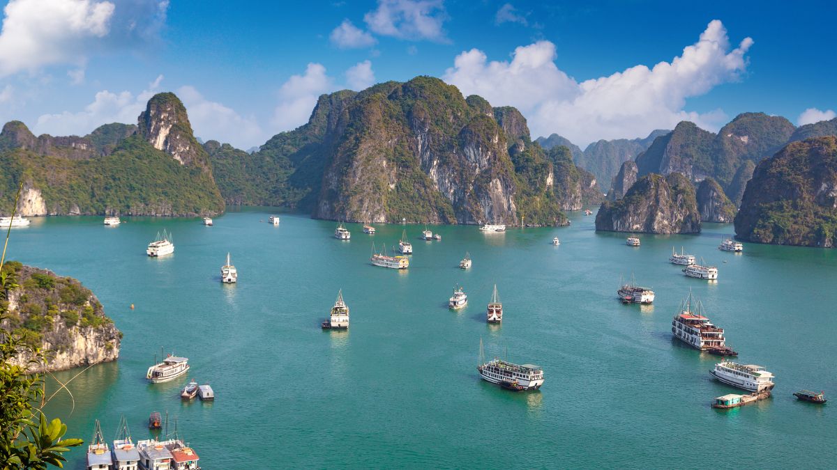 An Incredible View In Halong Bay