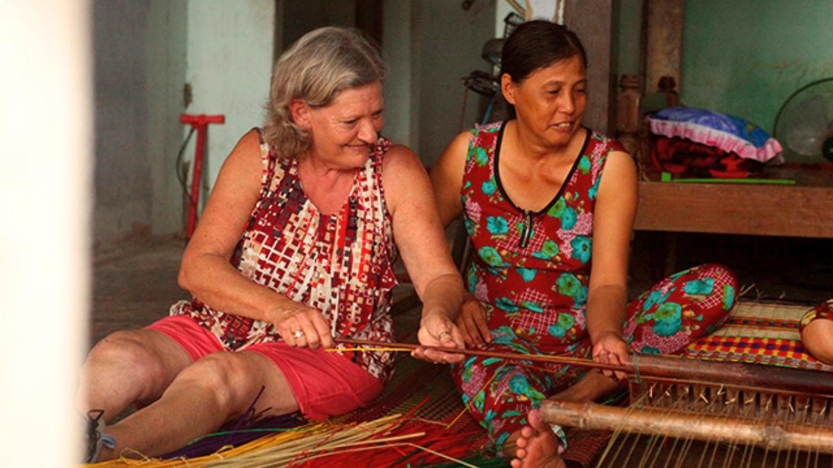 Learn About Mat Weaving At A Local Family