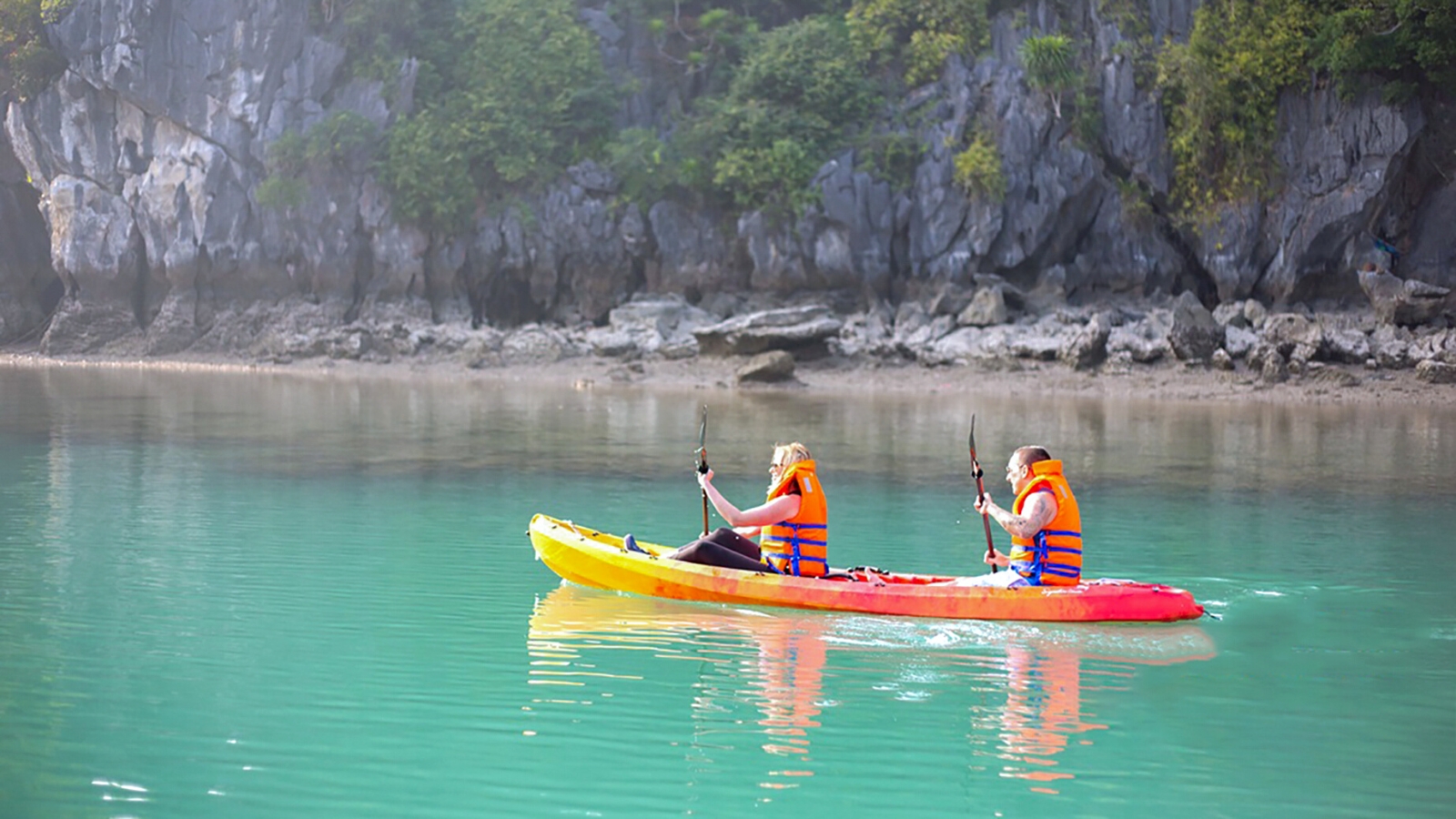 Kayaking in Ba Hang Area